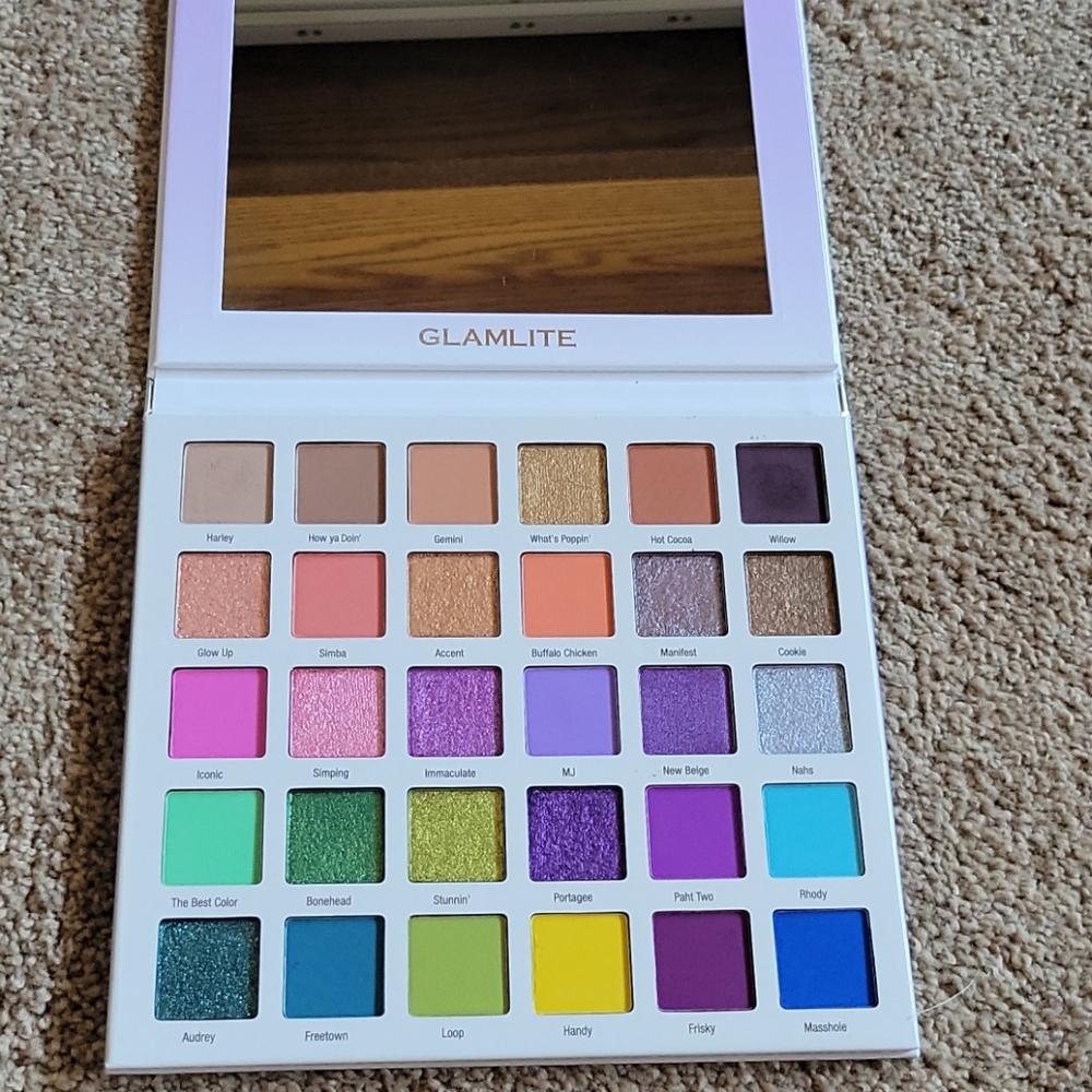 Mikayla x Glamlite Eye Palette